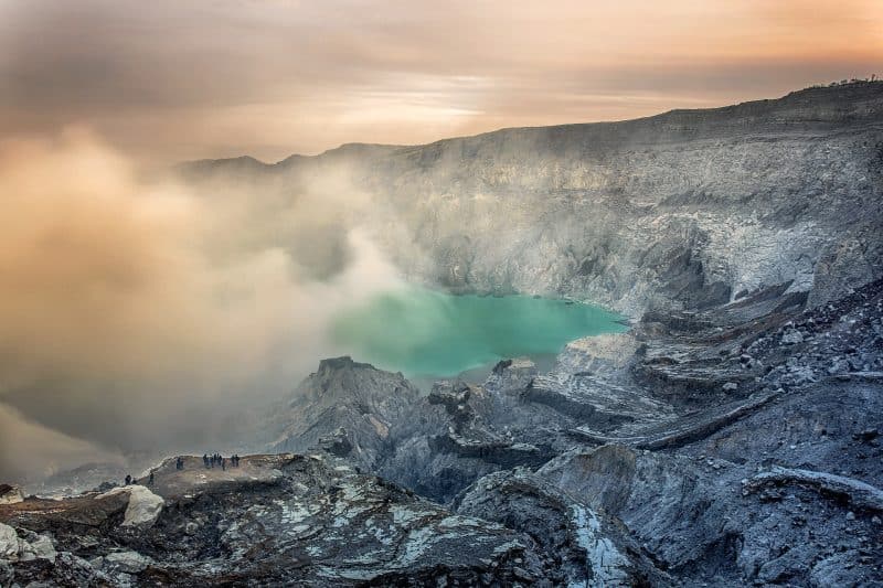 See the famous Blue Fire during kawah ijen tour