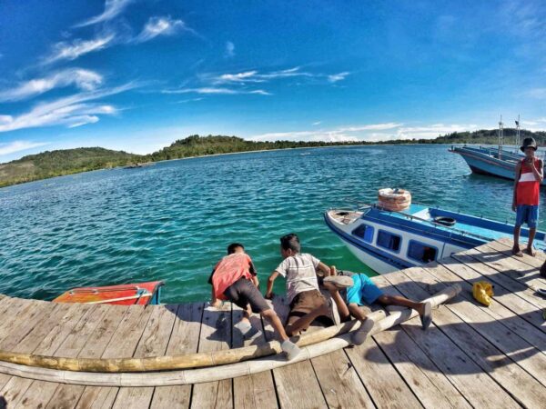 Things to do Around Sulawesi and Maluku saparua visit Ambon and Saparua