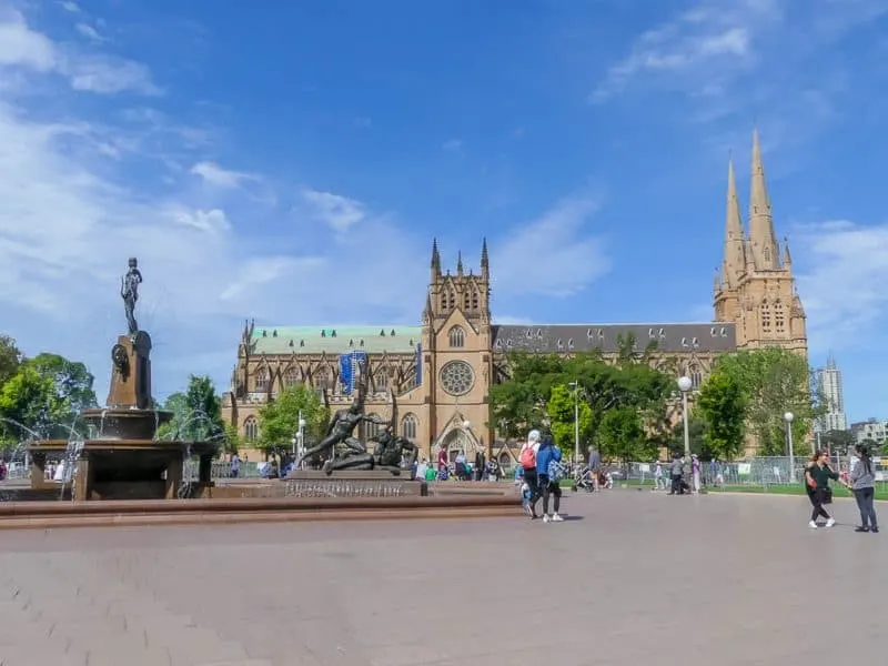 Follow Hyde park during your one week stay in Sydney