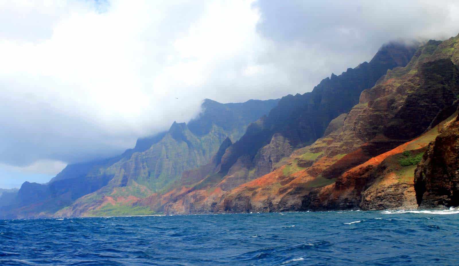 Spend a day at leisure in Na Pali Sea Cliffs during your first trip to Hawaii