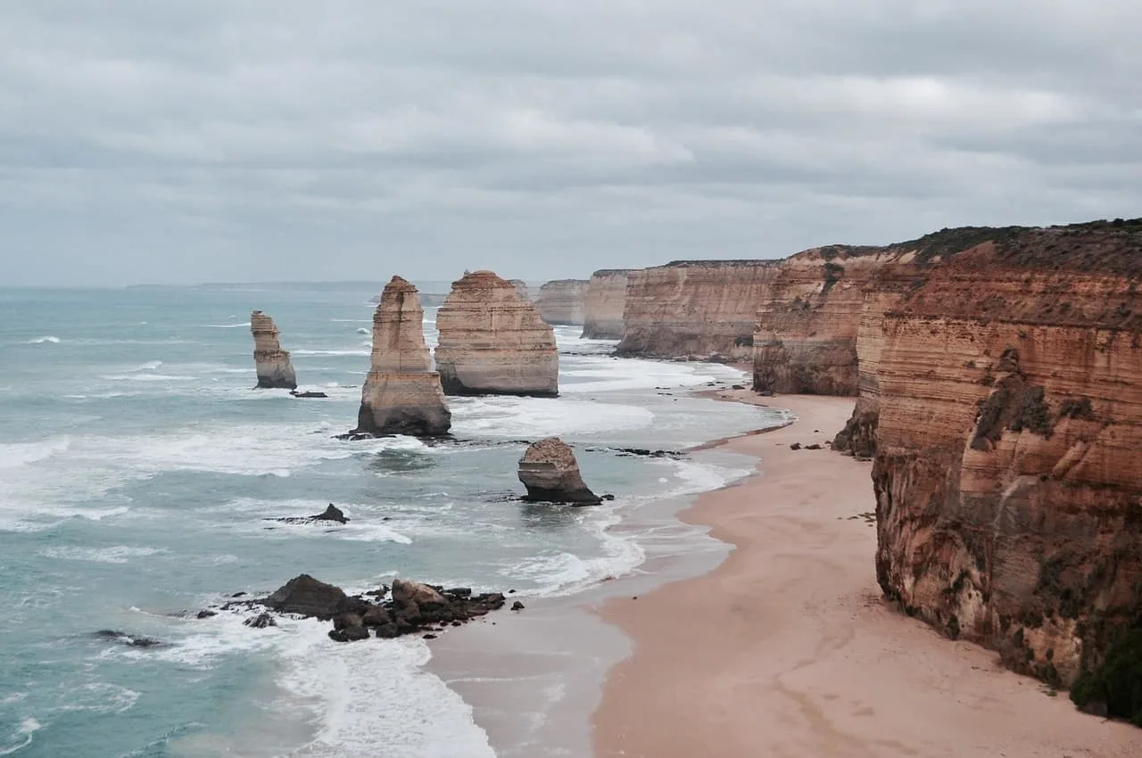 Working in Australia means that you're surrounded by gorgeous views no matter where you choose to settle down in the country.