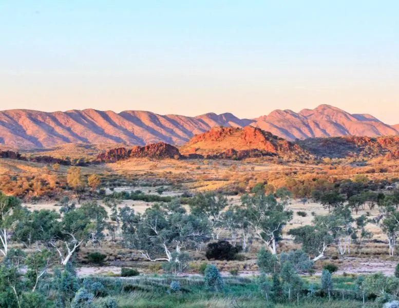 Mount Sonder is one of the best things to do near Alice springs.