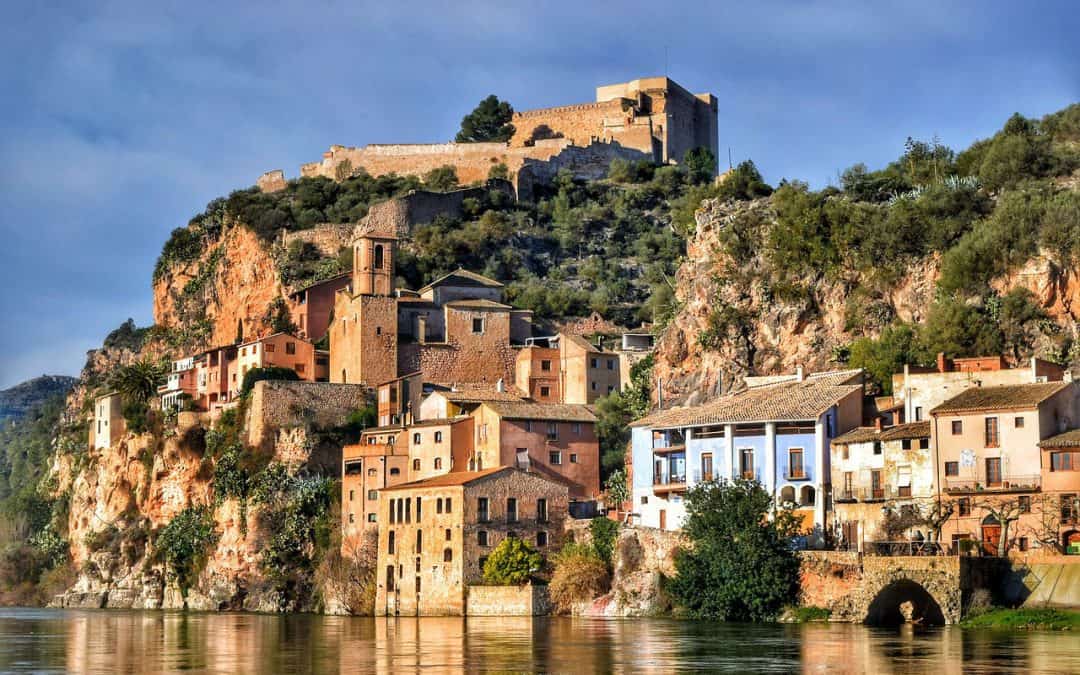 How to Teach English in Spain