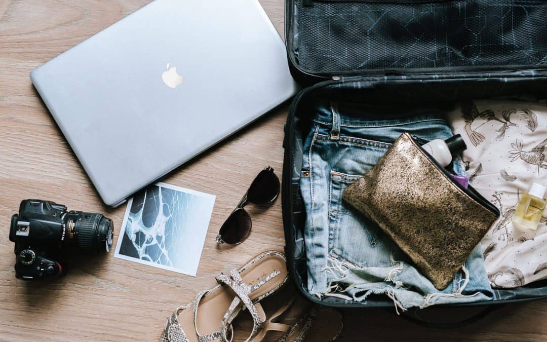 21+ Digital Nomad Jobs: Take Your Desk Around The World
