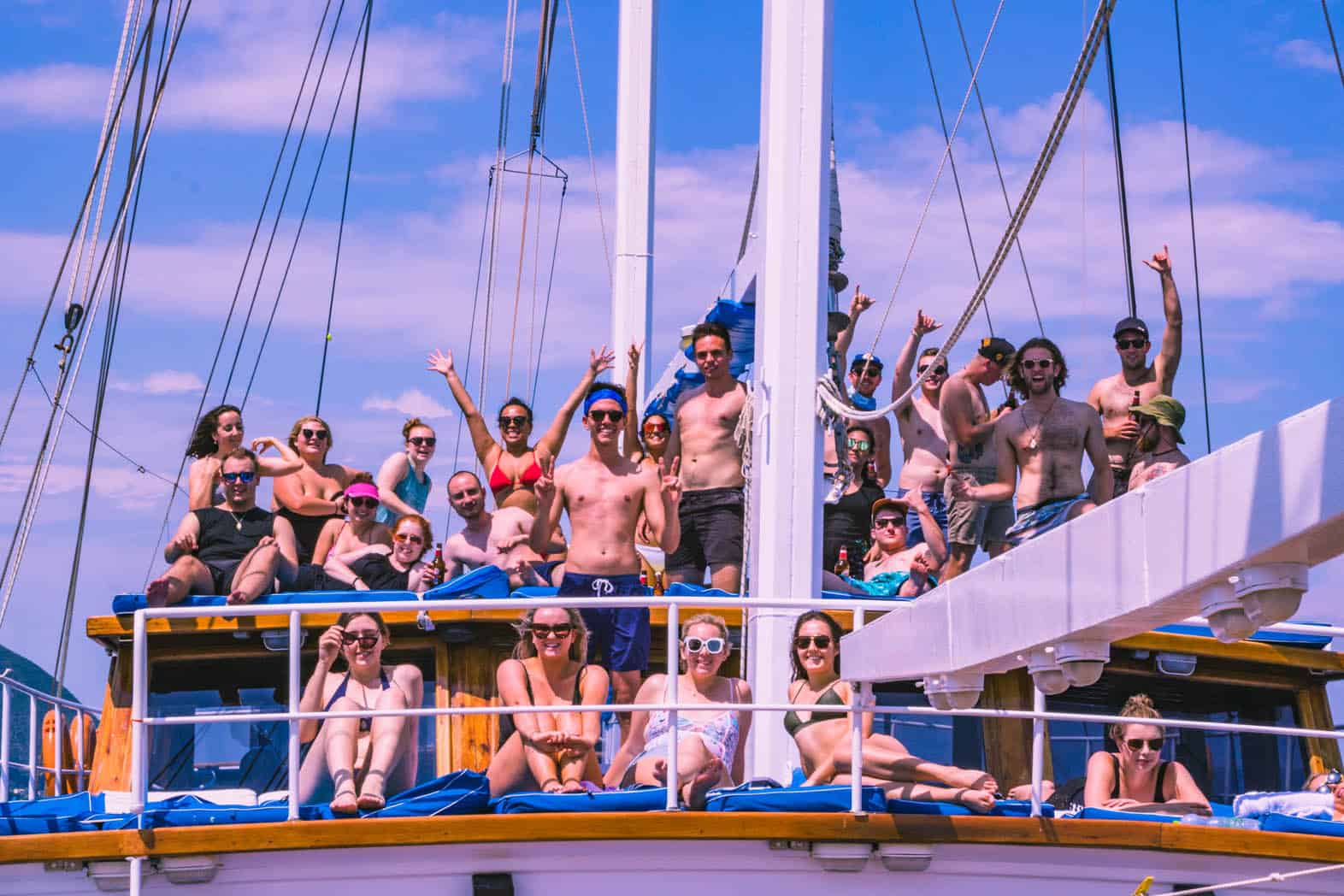 5 Reasons Why Taking a Group Tour Is the Best Intro to Traveling