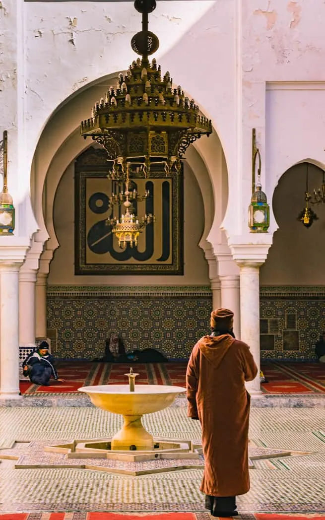 Morocco tips for visiting a mosque.