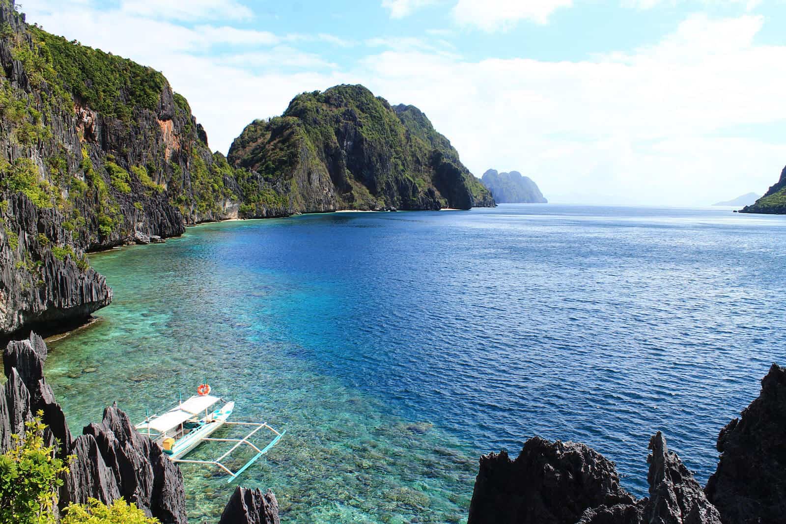 El Nido, Philippines: Island Hopping in Paradise