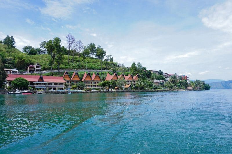 lake toba sumatra