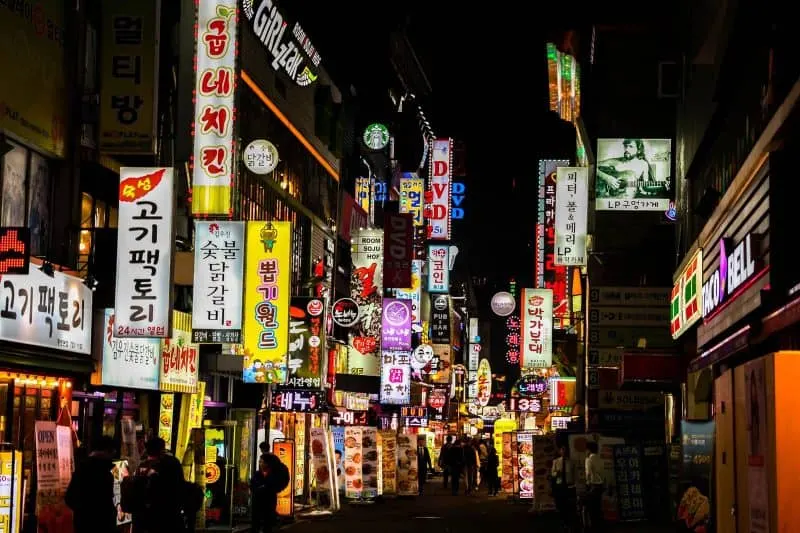 alley in South Korea
