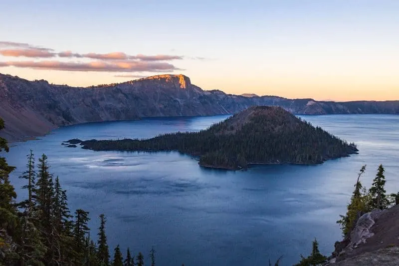 Sunset on Crater lake