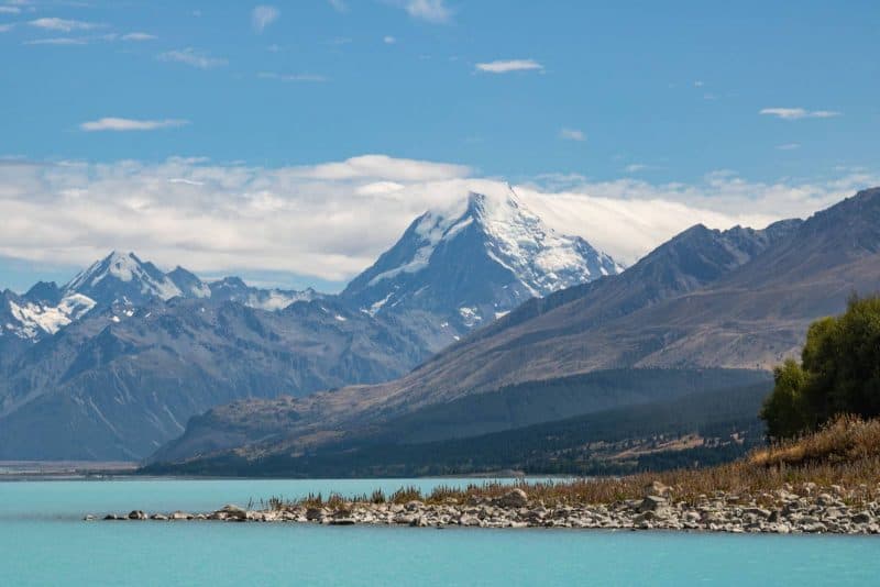 Mountain view on Lake Pukaki