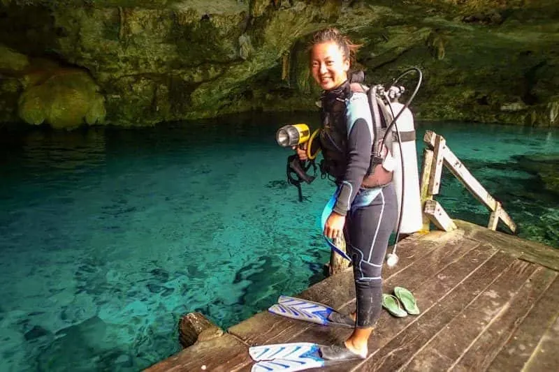 Scuba diving instructor