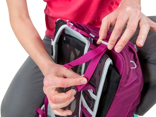 hi gear ratio 18 daypack