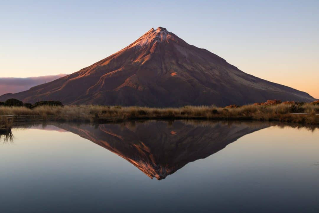 A Guide to The Pouakai Circuit & Hut at Mount Taranaki (New Zealand)