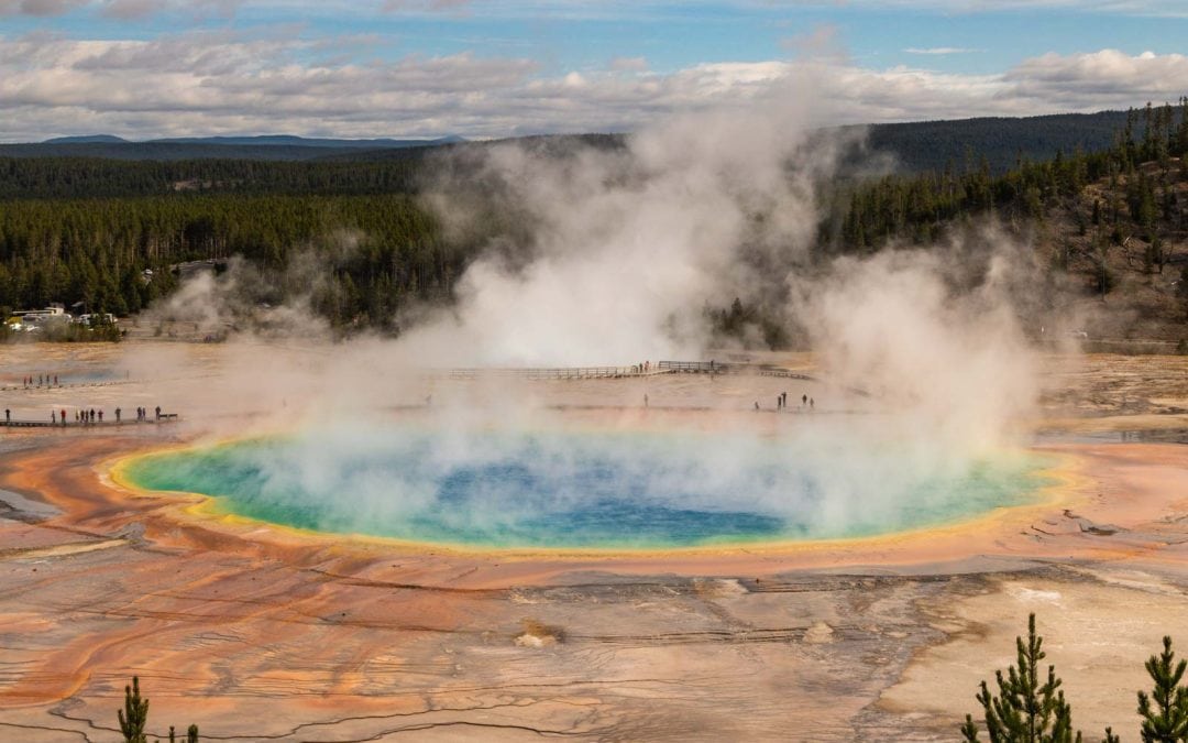 Yellowstone National Park Itinerary + Yellowstone Country & Grand Tetons