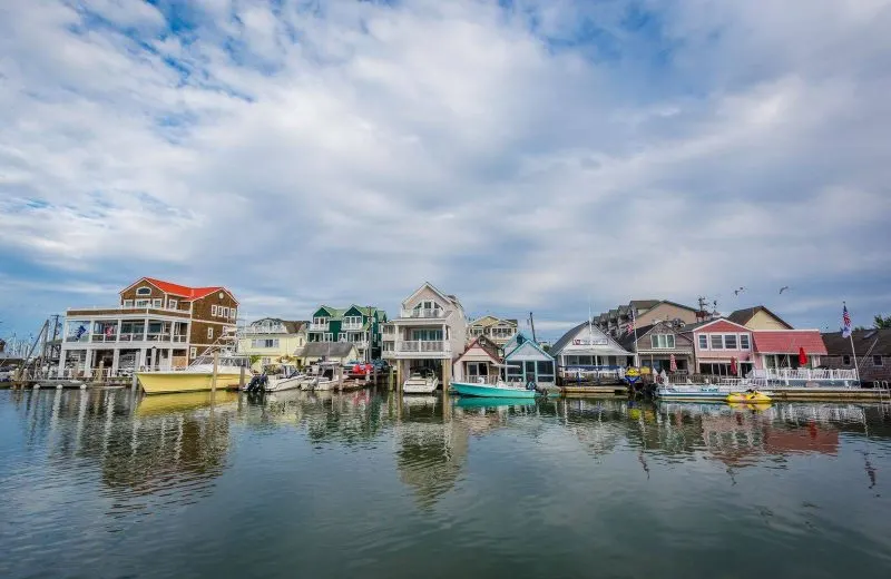 Another adventurous USA road trip is through the Atlantic coast.