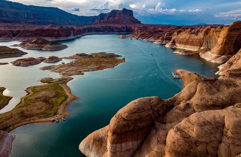 Lake Powell is an outdoor paradise to explore on your Utah road trip.