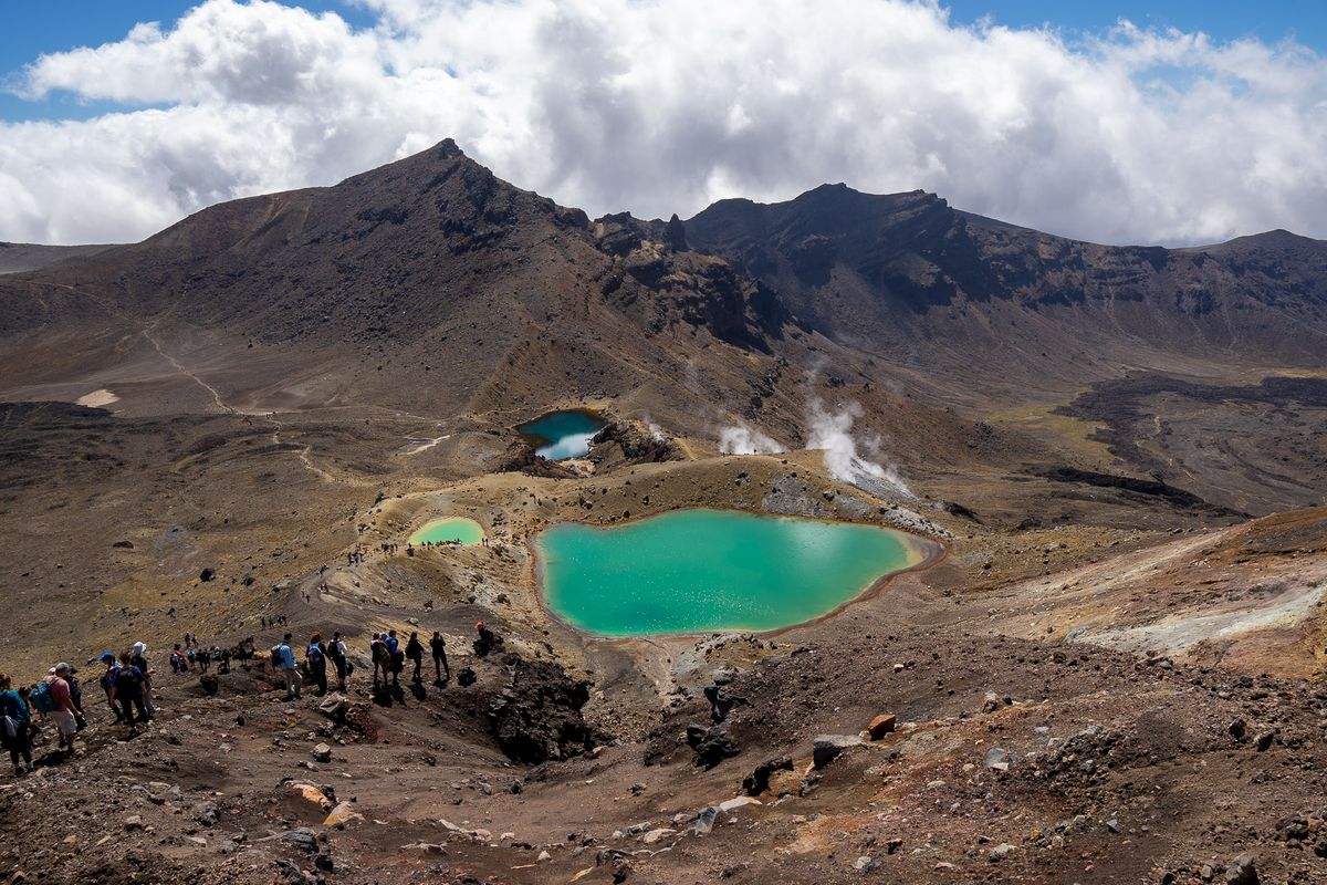 Your Guide to The Tongariro Alpine Crossing Hike in New Zealand