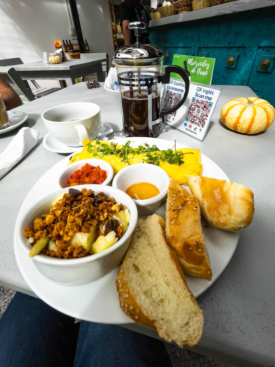 Cafe breakfast food in Antigua Guatemala