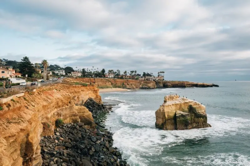 Sunset Cliffs at Point Loma on a San Diego itinerary