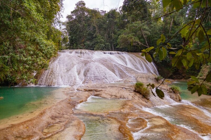 Roberto Barrios waterfall things to do in Chiapas