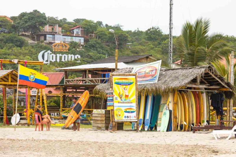 Surf hut in Montanita