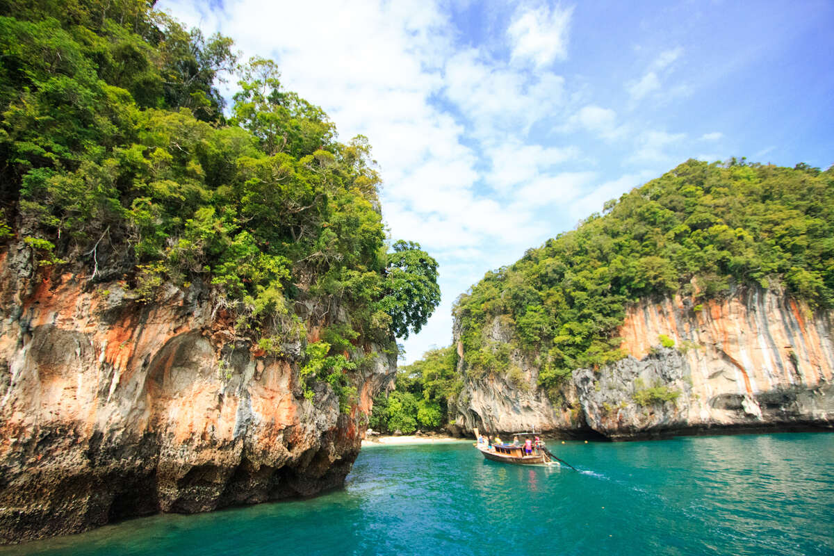 Boat near Hong Island on a Krabi island tour