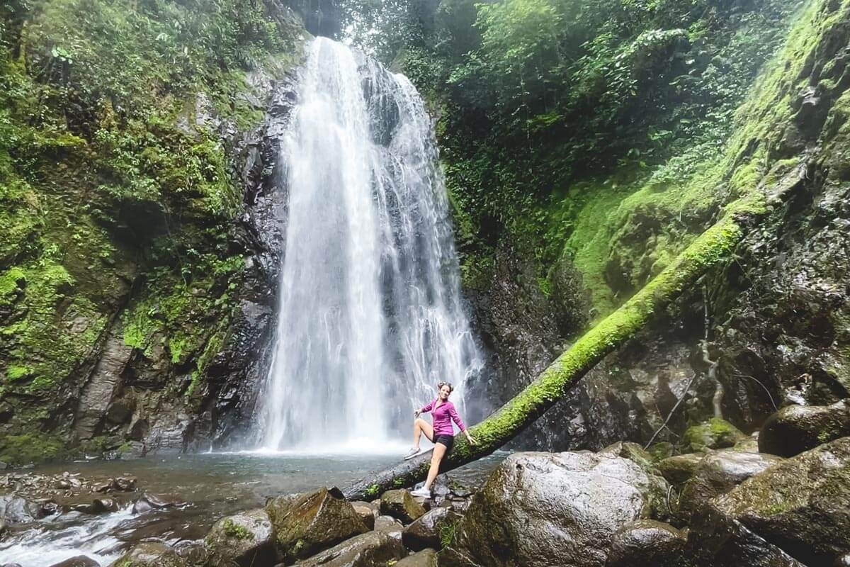 El Tigre Waterfalls in costa Rica