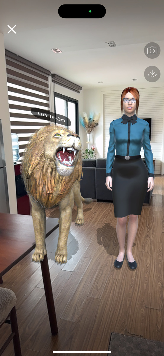 Mondly AR feature showing an AI woman and a lion with "un leon" written above the lion.