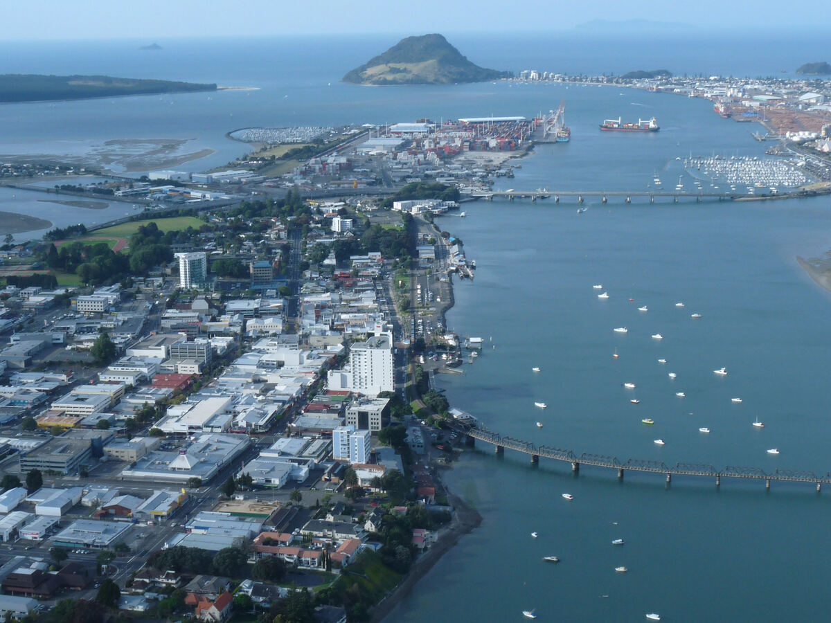 tauranga new zealand aerial of the mountain and ocean.