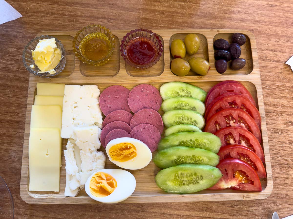 Lokantasi turkish breakfast.