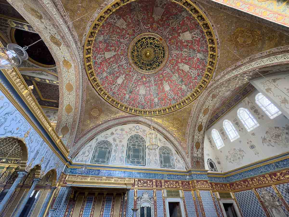 Topkapi Palace Museum ceiling.