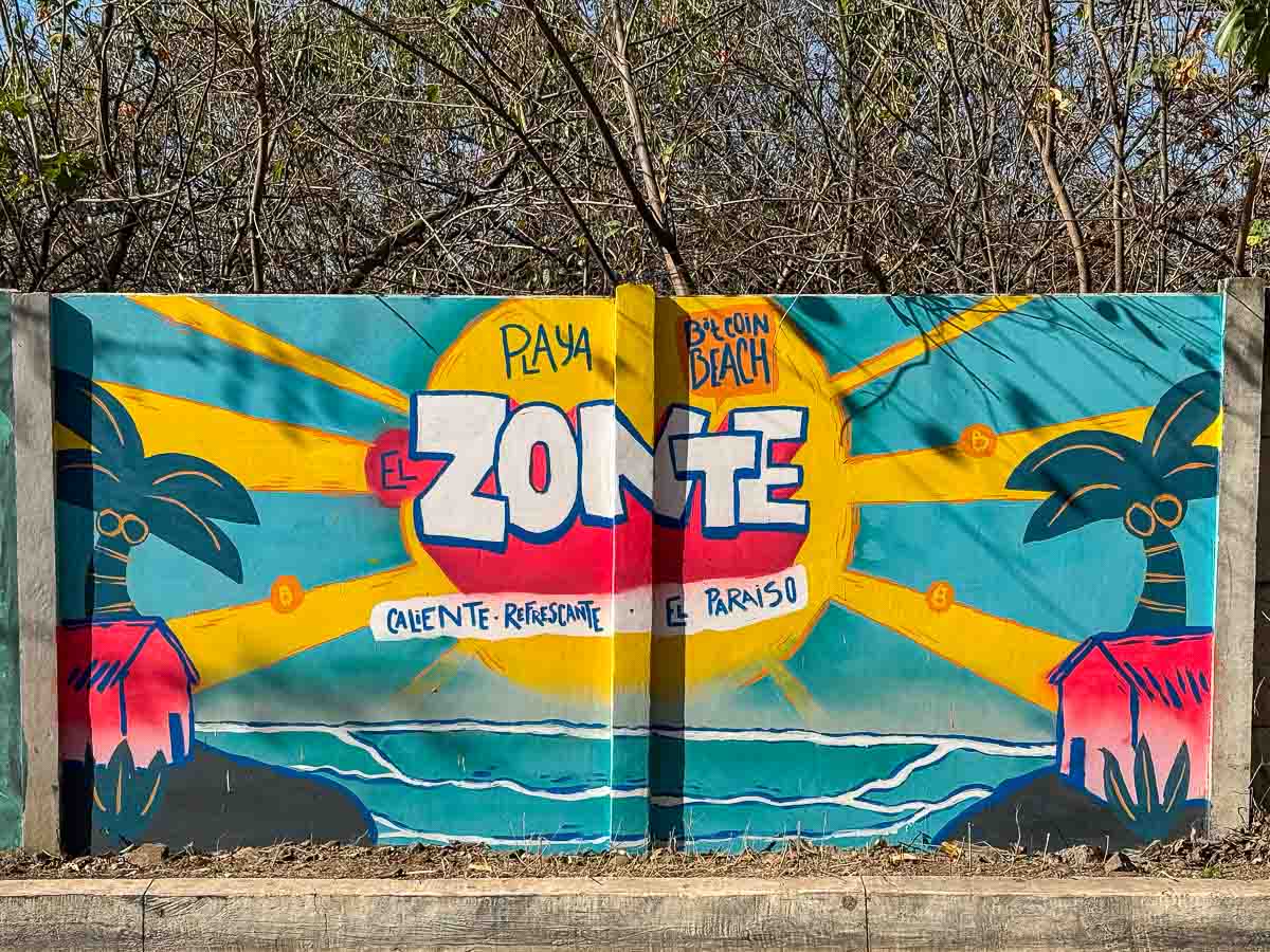 El Zonte El Salvador mural sign