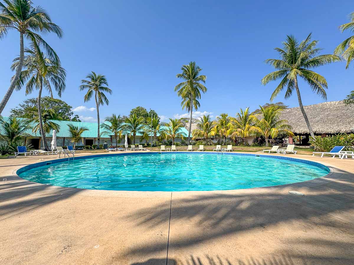 Atami Escape Resort pool in a perfect circle.